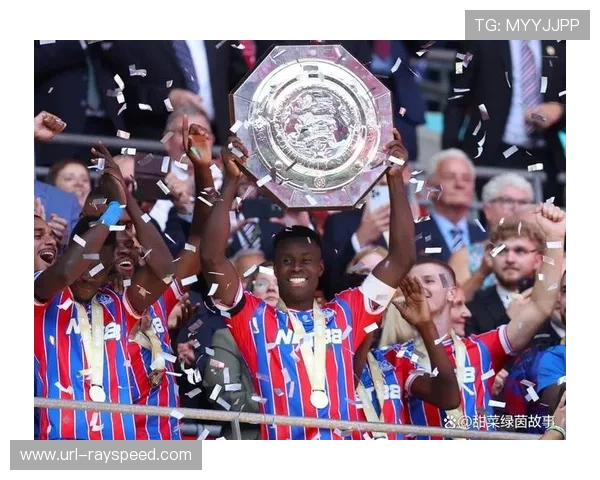 马克-格伊成转会市场焦点 曼城利物浦领衔激烈争夺战